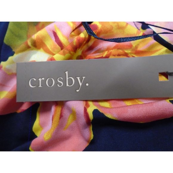 NWT CROSBY WOMENS SMOCKED HALTER TANK TOP NAVY HIBISCUS MEDIUM - Picture 6 of 7